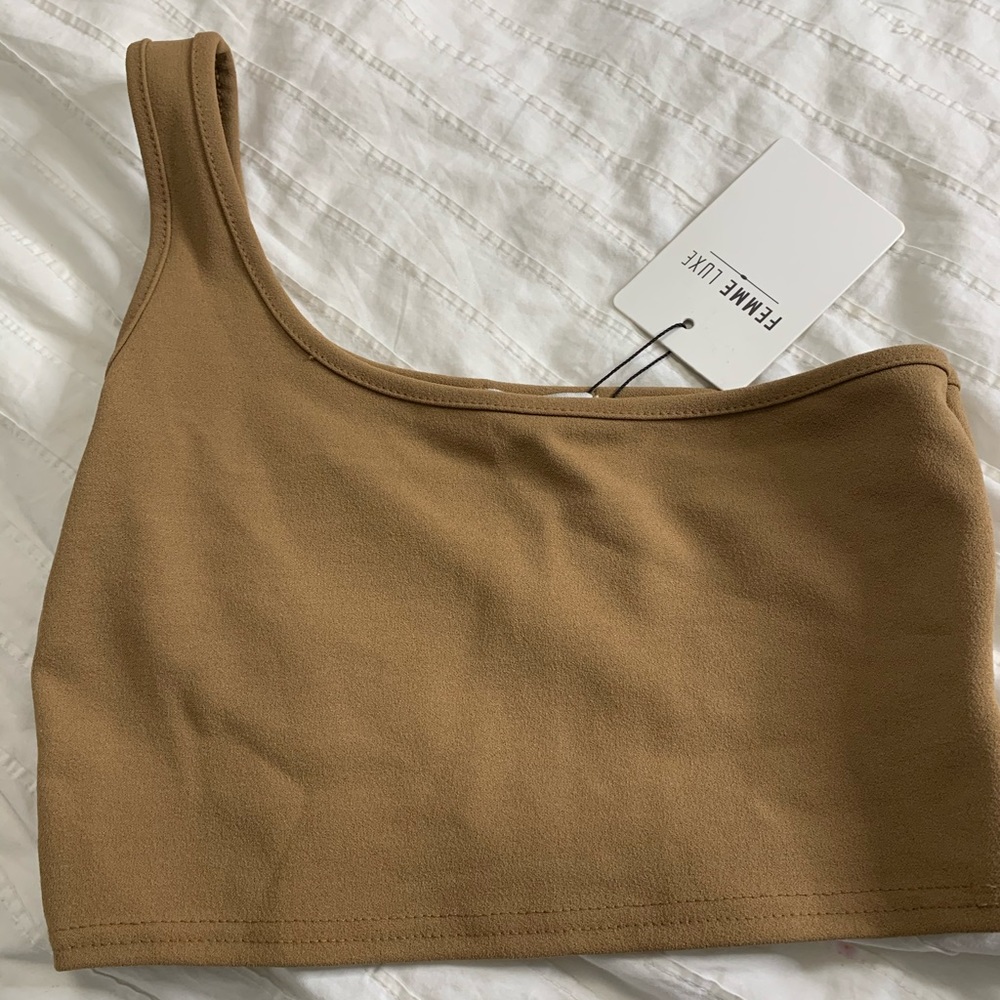One shoulder crop top